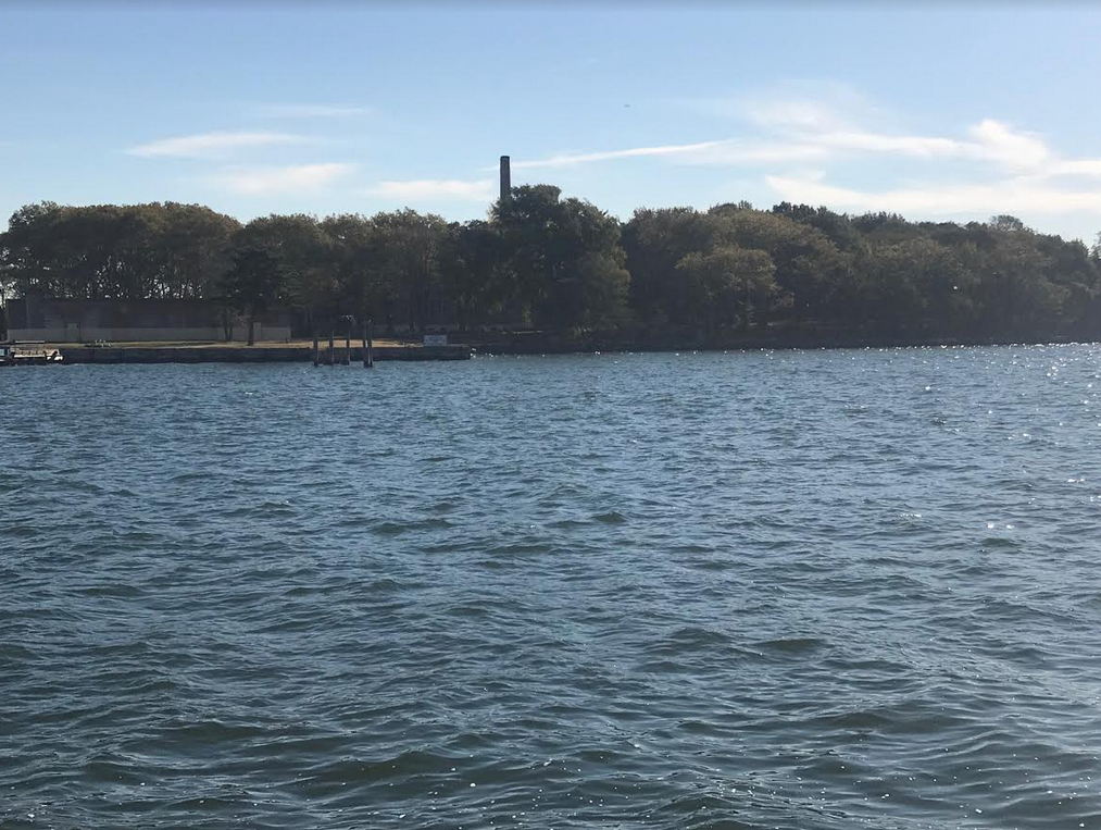 can you visit hart island